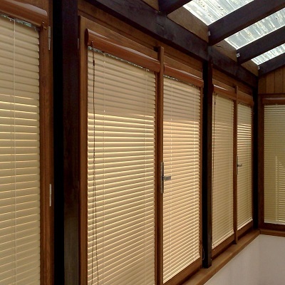 Žaluzie do plastových oken a eurooken